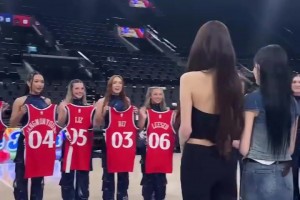 韩国女团IVE和洛杉矶快船啦啦队一起合练NBA中场秀